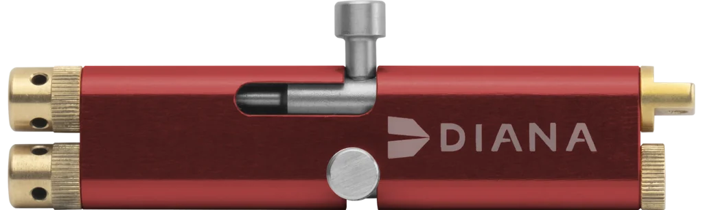 Diana due colpi rossa